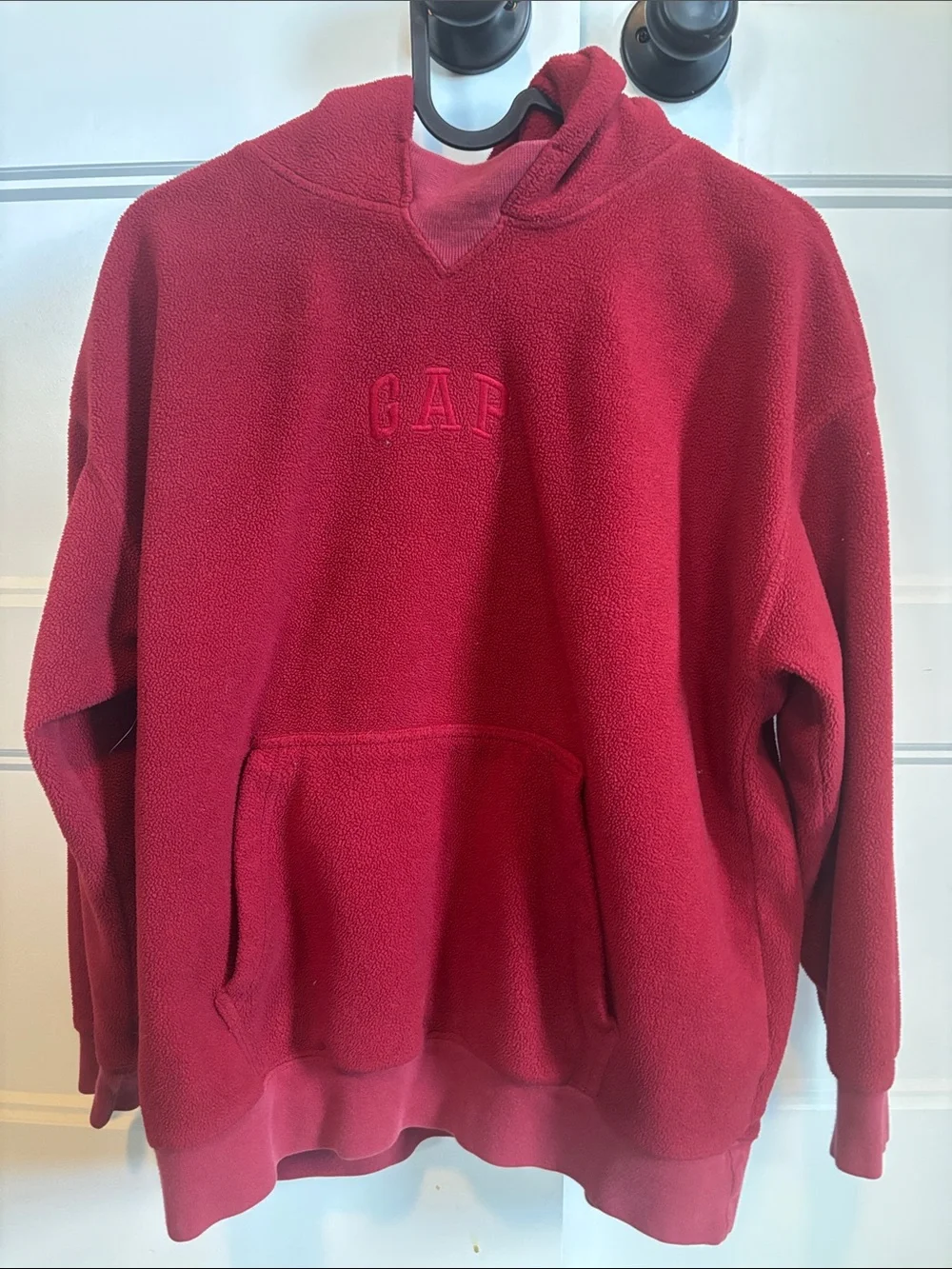 GAP Embroidered Pullover Hoodie in Rich Red
